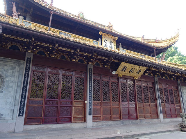 佛教聖地：寧波阿育王寺之旅