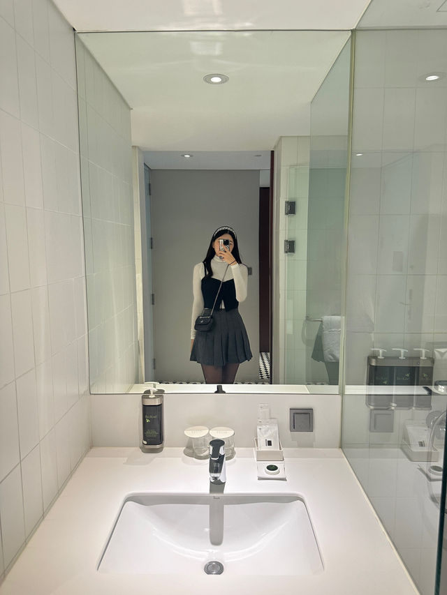 서울 강남에서 즐기는 초역세권 가성비 호캉스 🏨