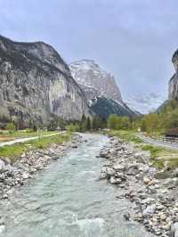 A Day of Leisurely Stroll in Lauterbrunnen! 