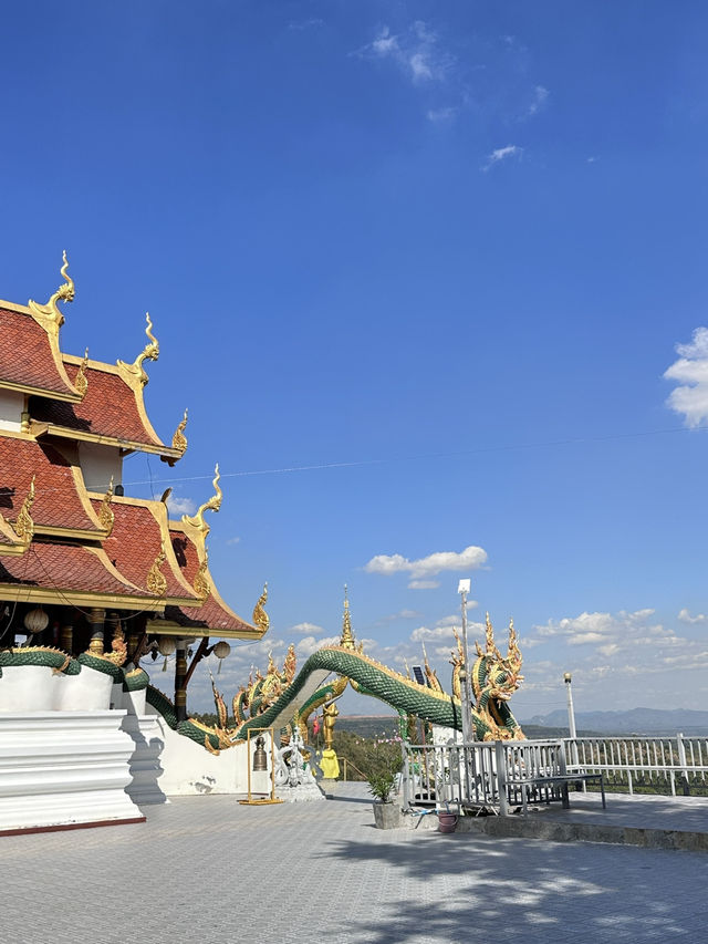 ขึ้นดอยไปทำบุญ วัดรัตนคูหาถ้ำผากล้วย จ.ลำปาง