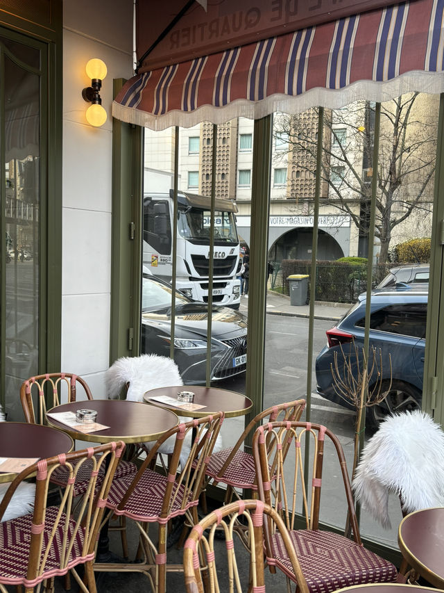 파리에서 예술적인 감각을 넓혀봐~~~