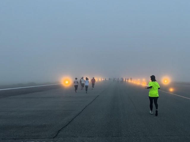 滑走路を走る！マラソン大会