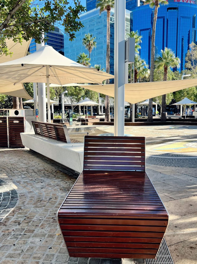 A Stroll Through Elizabeth Quay, Perth
