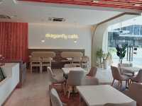 セブおしゃれカフェ🤍【dragonfly café. – Bonifacio District】