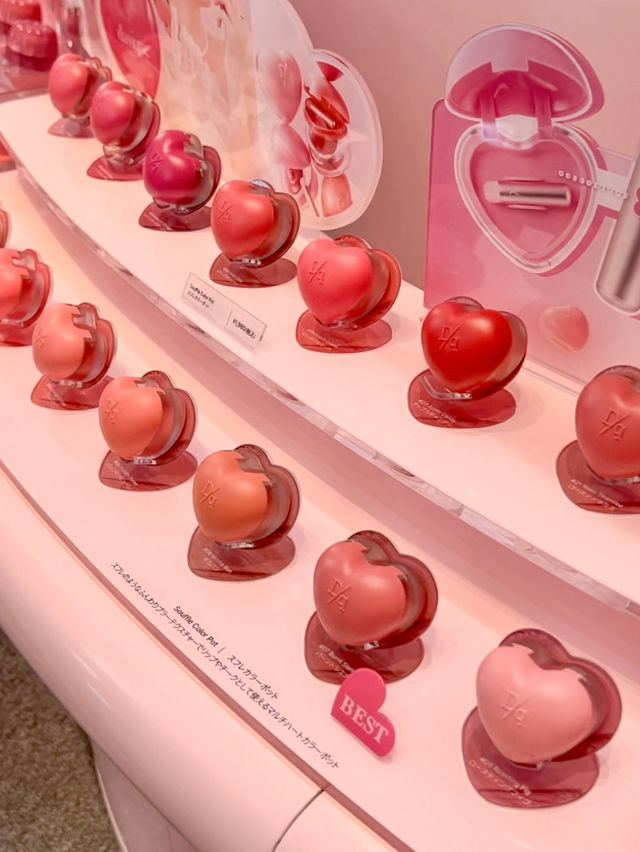 【期間限定】新作コスメが手に入る！桜舞うポップアップストア