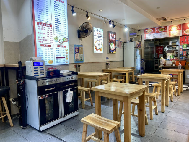 食在西安✨ 老上海千里香大餛飩舖🌞