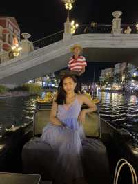 ล่องเรือชมวิว Grand World Phu Quoc 🇻🇳