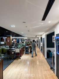 The Coral Lounge นั่งชิลก่อนขึ้นเครื่อง อาหารอร่อย