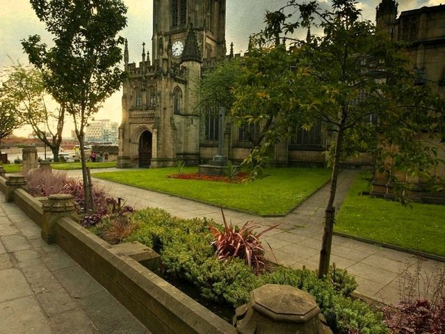 Manchester Cathedral: The historical gem not to be missed out!
