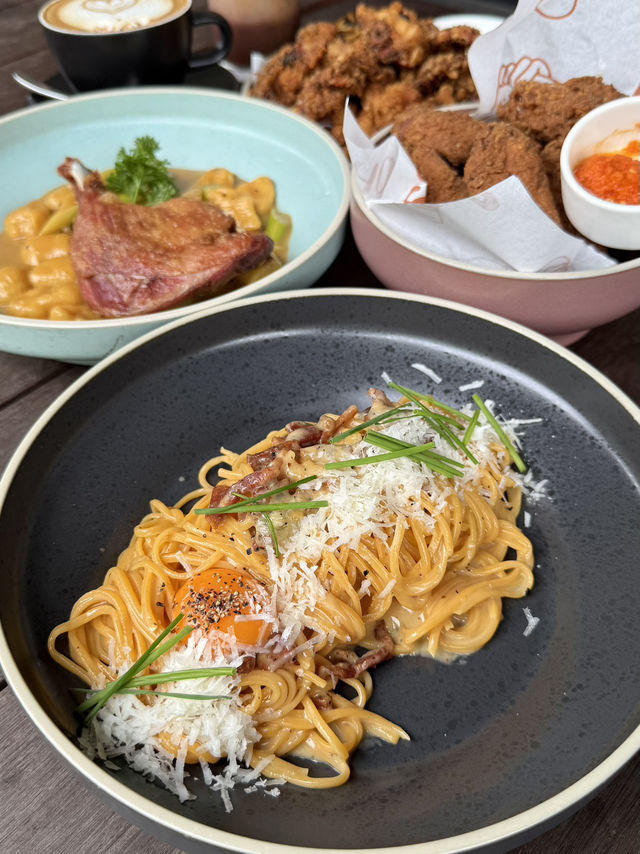 Hainanese Western Café with Nearly 50 Years of History