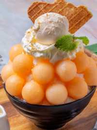 คาเฟ่ของหวาน จัดเต็มที่เมืองอ่างทอง 