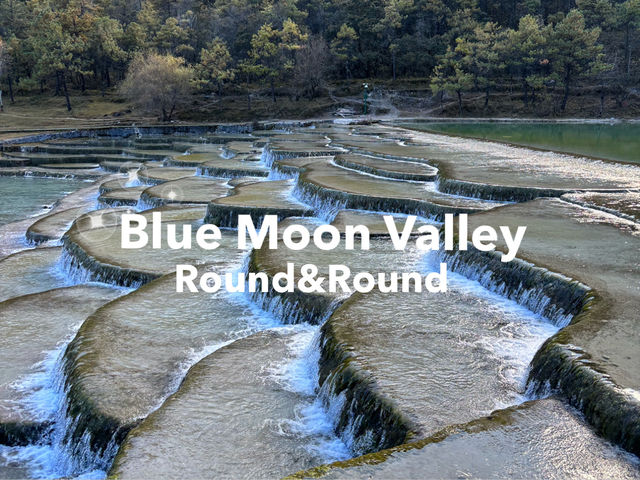 🏞️ เดินถ่ายรูป วิวเทพนิยาย Blue Moon Valley