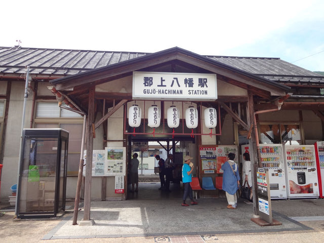 郡上八幡駅とフジの花を観光！