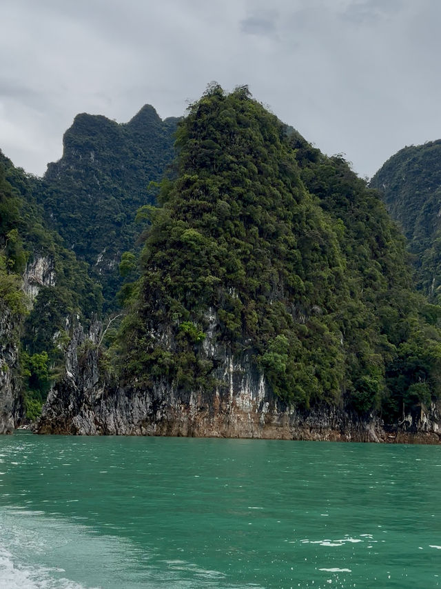 Guilin of Thailand boat ride 🏞️