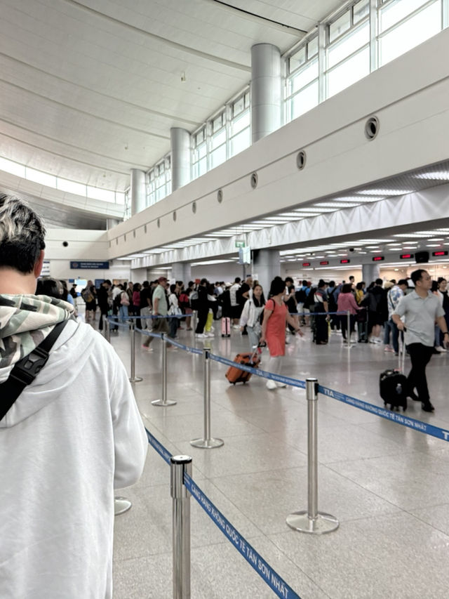 호치민 떤선녓국제공항
