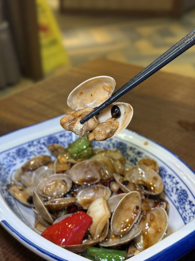 港式大排檔ｘ新派川菜館