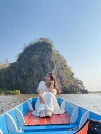 มาดูเขาจูบกัน 
