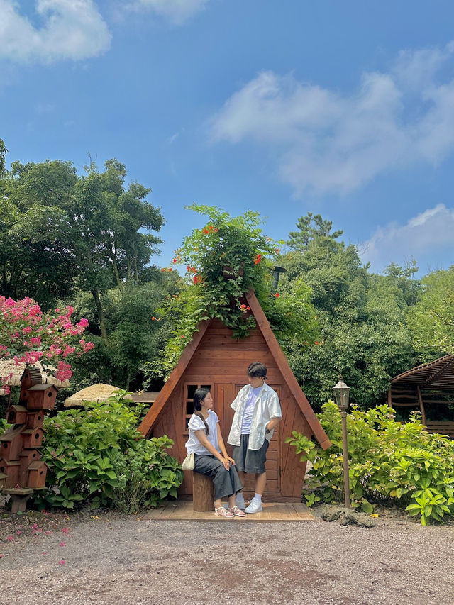 동화 속 요정 마을, 산양큰엉곶