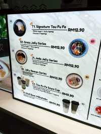 Dou Dou Desserts: A Delightful Duo of Taufufa and Grass Jelly Bliss 