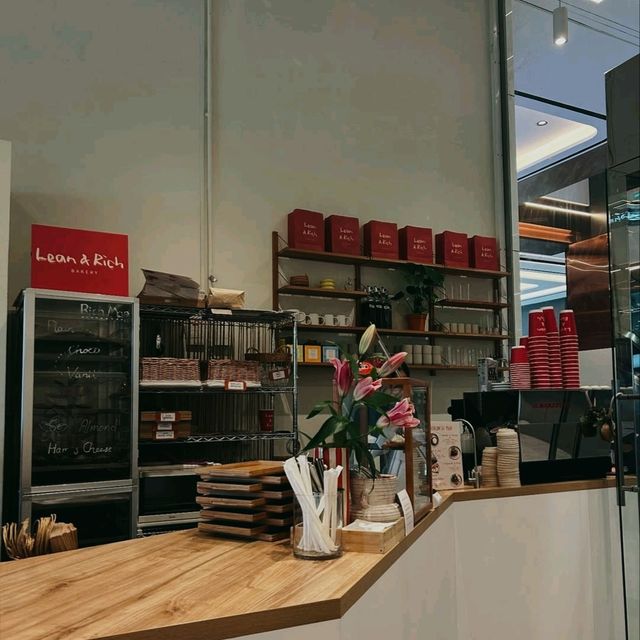 Lean & Rich Bakery SG