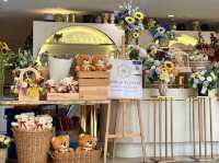  April Blooms: Bangkok's Premium Flower Boutique 
