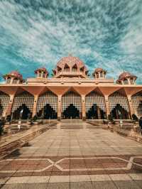 Serenity in Pink: A Peaceful Spring Morning at Putra Mosque