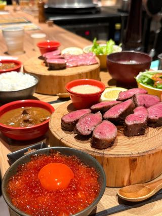 Osaka Food Recommendations: Satisfy Your Cravings with Beef Tongue, Tonkatsu, and Sushi Omakase!