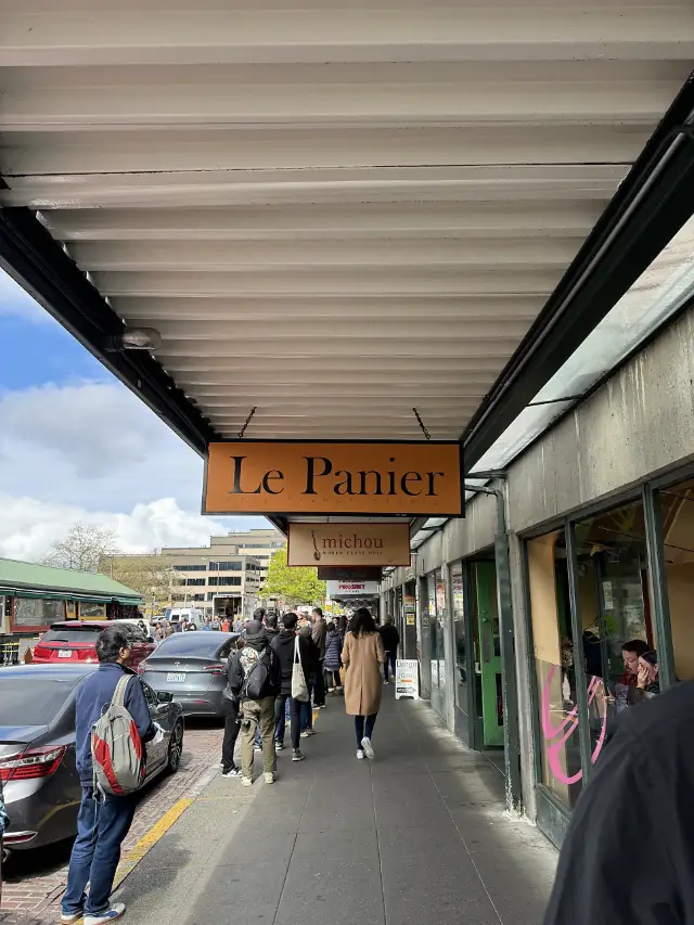 Seattle's Croissant Hotspot, Le Panier!