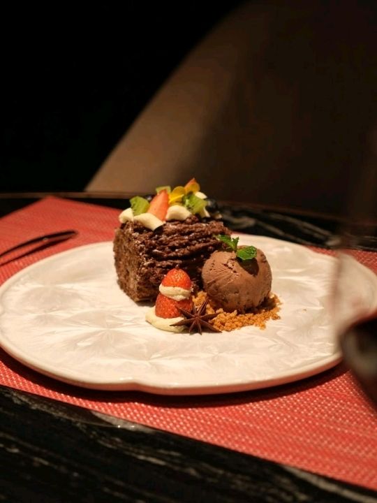 Ctaste Restaurant