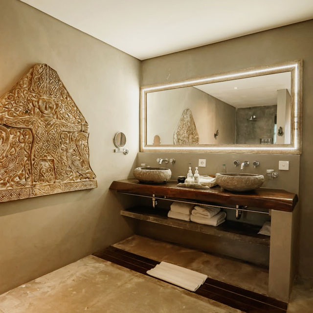 A Haven of Chic Tranquility