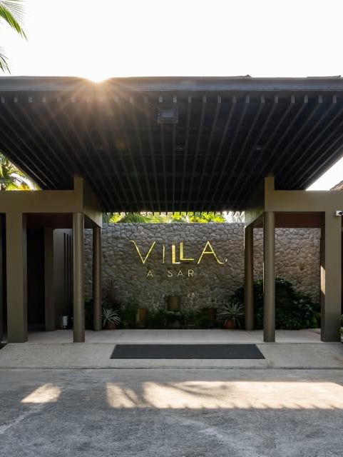 Apsara Beachfront Resort & Villa