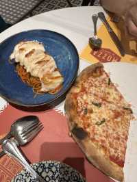 🍕 Custom Pizza, Tender Chicken at Mozza by Cocotte - Central Chidlom