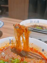 台灣過江龍麵店