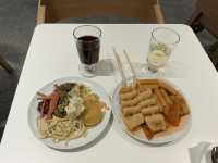 首爾塔風景愛情鎖和美食