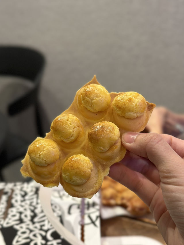 朝聖人氣菠蘿包雞蛋仔💫