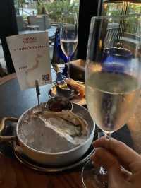 国際通りの夜をしっとり楽しむ、大人のホテルディナー🍷✨