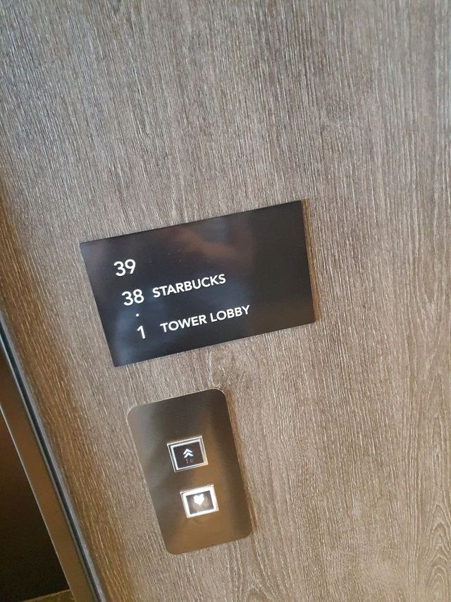38층 스타벅스 뷰!