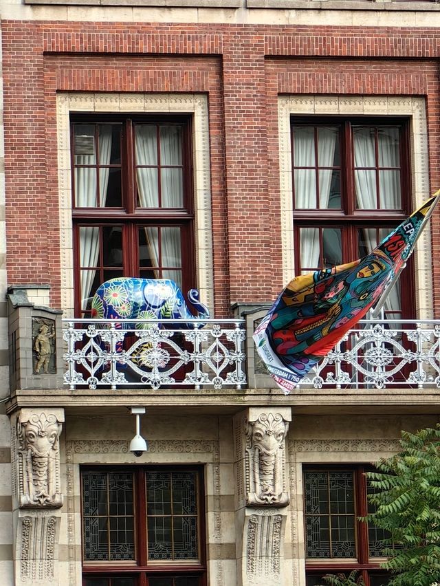 慶祝阿姆斯特丹建城750 週年的Elephant Parade