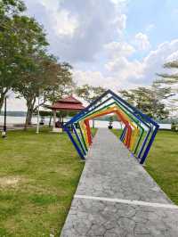 Muar's Hidden Gem: Find Your Peace (and Fun!) at Tanjung Emas Park!
