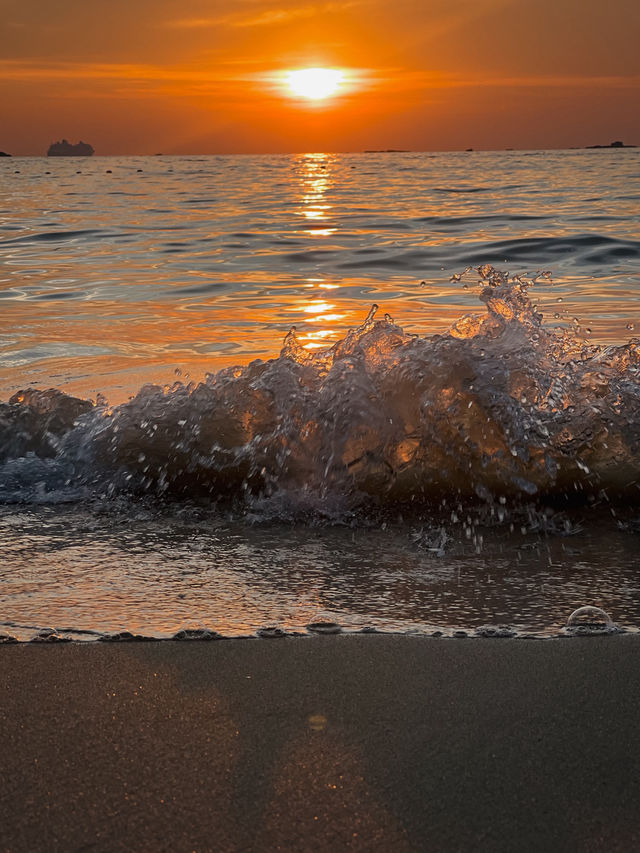 Where Sky Meets Sea: The Most Scenic Views at Pantai Tengah Beach, Langkawi