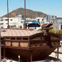 Yi Sun-sin Square: A Powerful Tribute in Yeosu's Heart