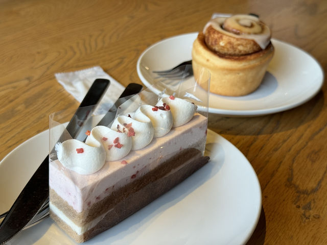 ☕️ Shrine & Sip: Iconic Starbucks Stop at Dazaifu Omotesando