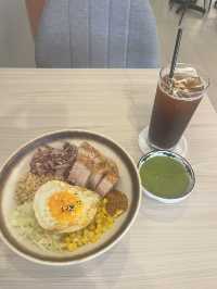 A Modern Take on Tradition: Lei Cha Café in Kampar