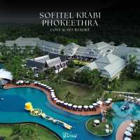 ที่พัก 5 ดาวที่สระว่ายน้ำยาวมาก