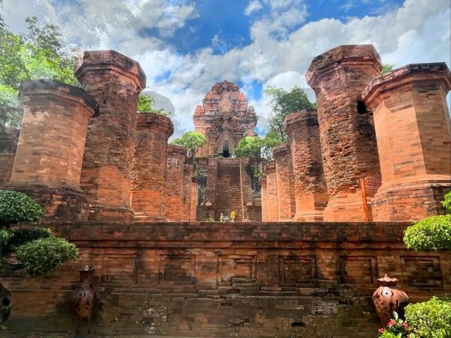 Ancient Vibes & Sunset Views at Cham Ponagar Temple