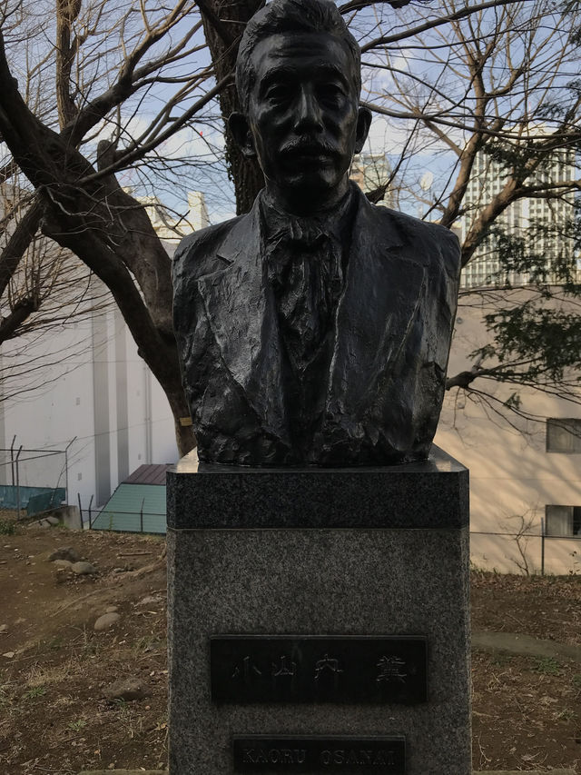 【東京田町 慶應大学三田キャンパスと慶應仲通り商店街】