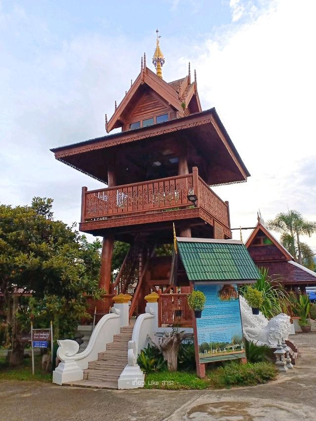 แวะเติมบุญเติมใจ..กลางวัดไม้ล้านนา สวยจนอยากบอกต่อ