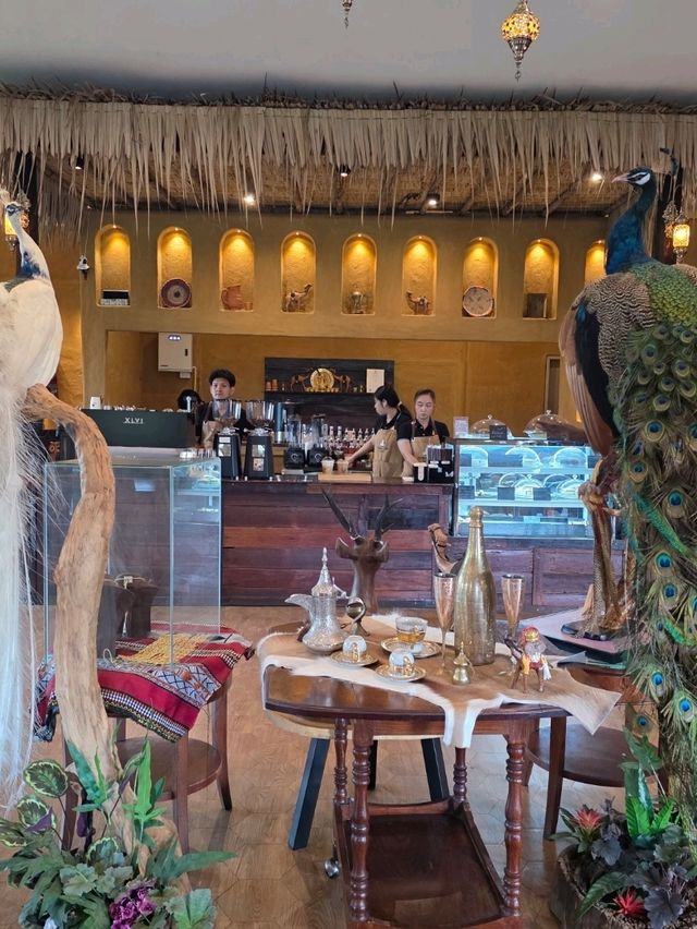 Dubai DXB cafe