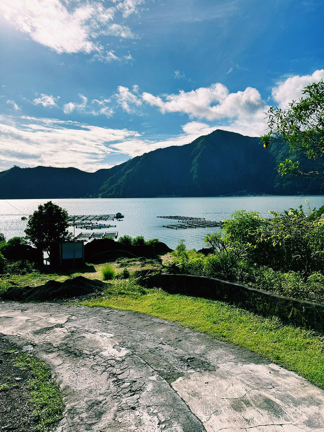 Tranquility Beneath the Volcano: Batur Lake Bliss