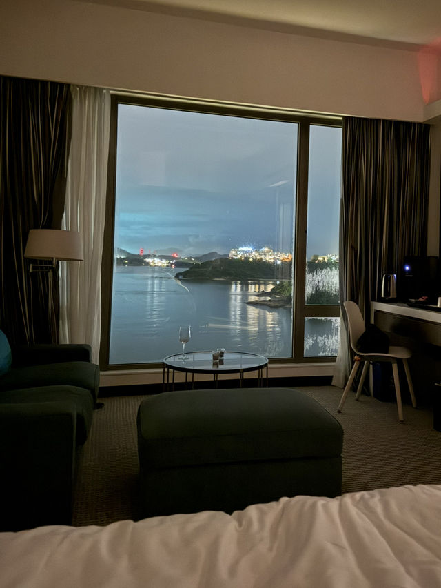 🌟 Highly Recommended: Auberge Hong Kong – Sea View Room Review + Local Guide! 🌊